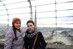 Дарья и Александра в Париже.